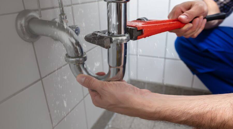 Expert burst pipe repair services in Moro, AR